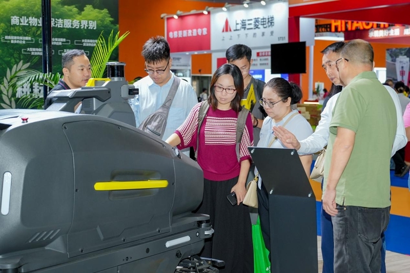 智慧协同,新质增效!2025广州国际智慧环卫与清洁设备展览会盛大开幕!