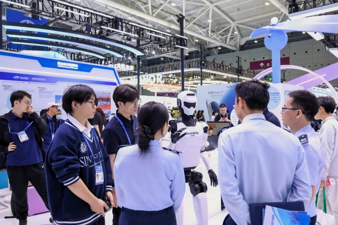 11月深圳1700亿燃爆未来!第二十七届高交会圆满闭幕!