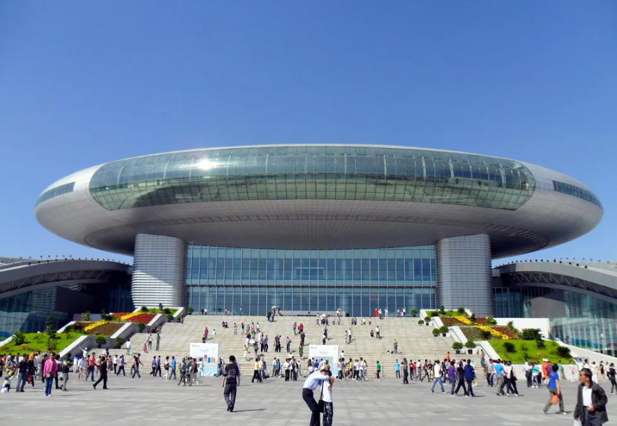 聚焦亚欧市场，共筑丝路充电新高地：2026新疆充电桩技术装备博览会全球招商全面启动！