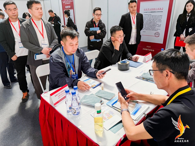 聚焦清洁供暖!第十一届新疆暖通展开幕 全产业链共探绿色发展新机遇